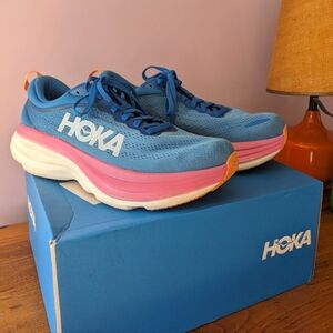 Hoka Bondi 8 running shoes - B Width